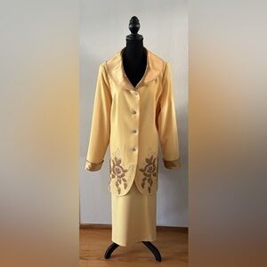 Louise Ricci 2pc Yellow Floral Skirt Suit w/Rhinestones Size 18
